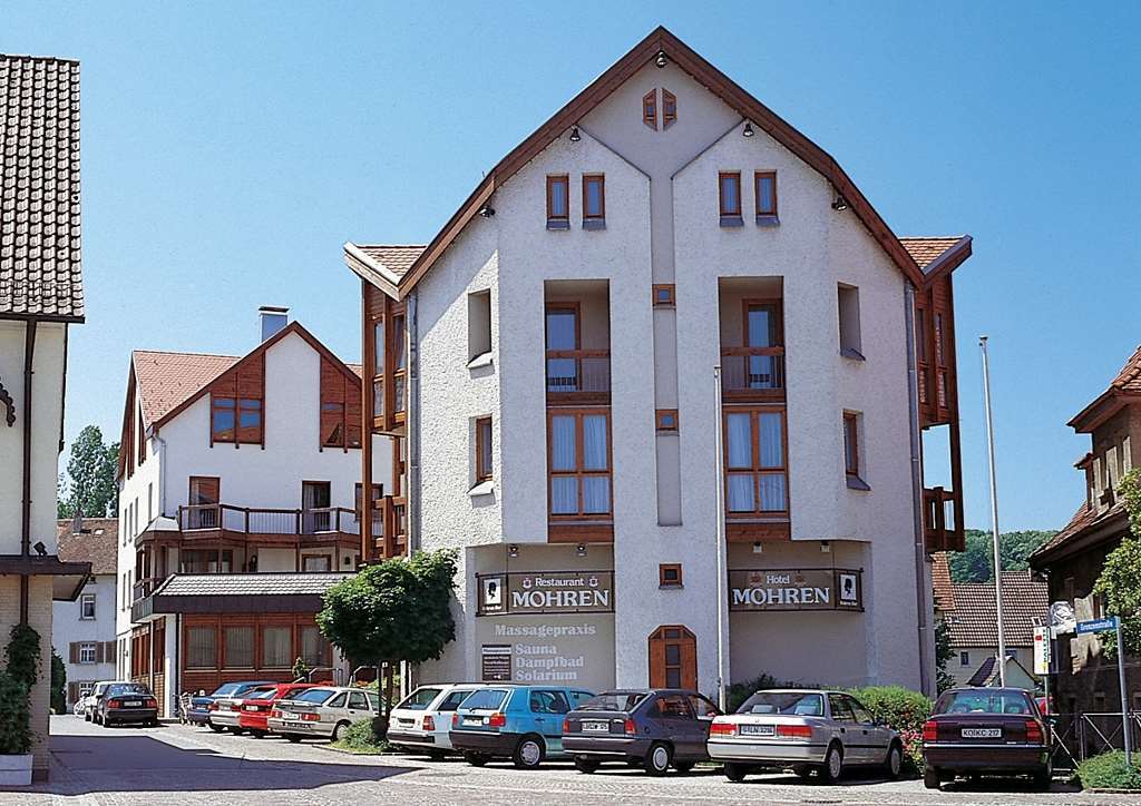 Hotel Mohren Ochsenhausen Bagian luar foto