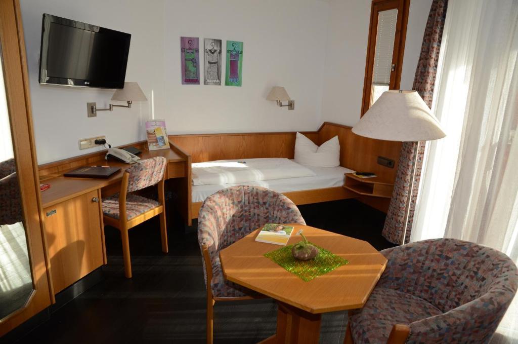 Hotel Mohren Ochsenhausen Ruang foto